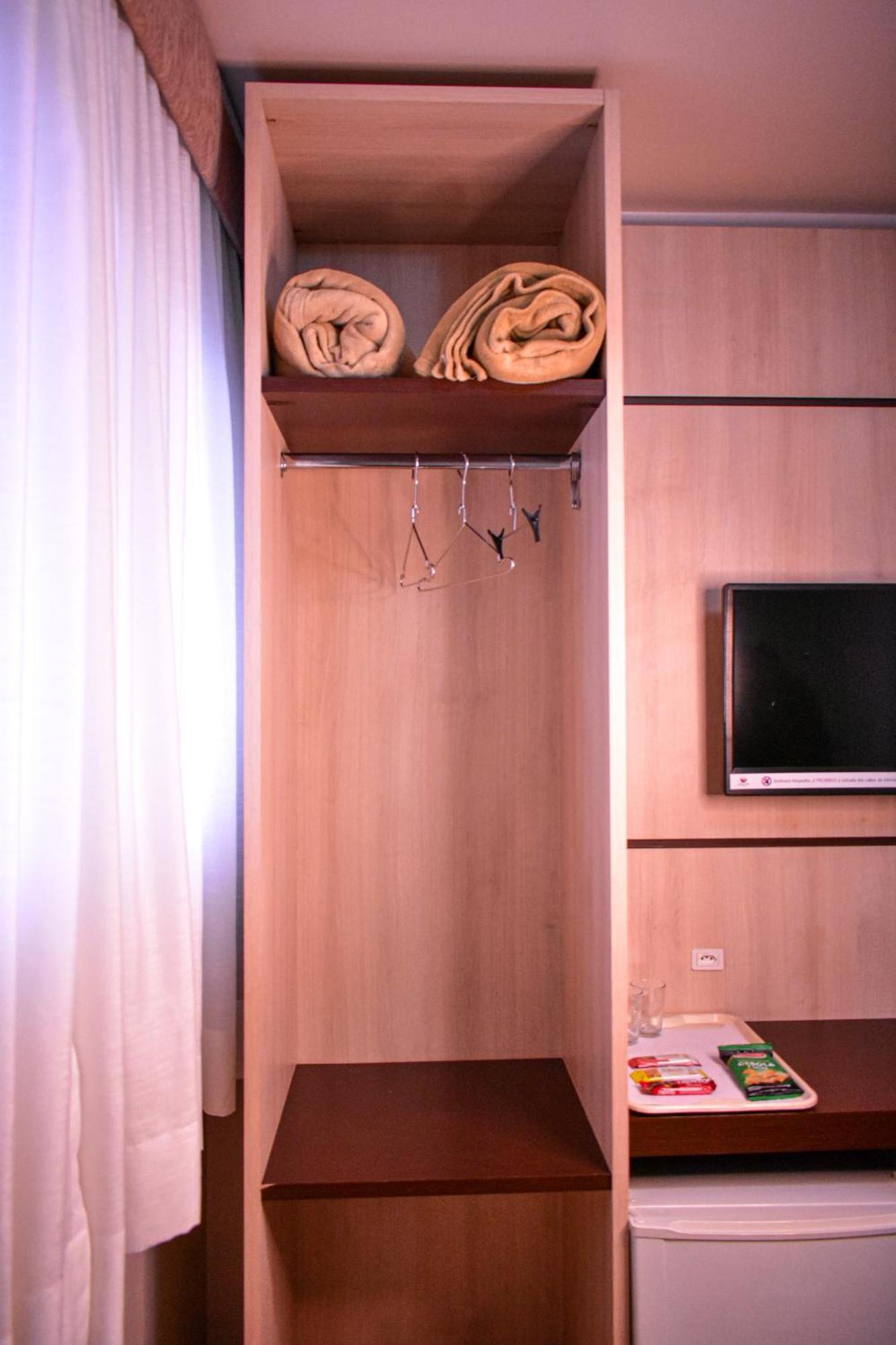 Hotel Barigui Park 3*